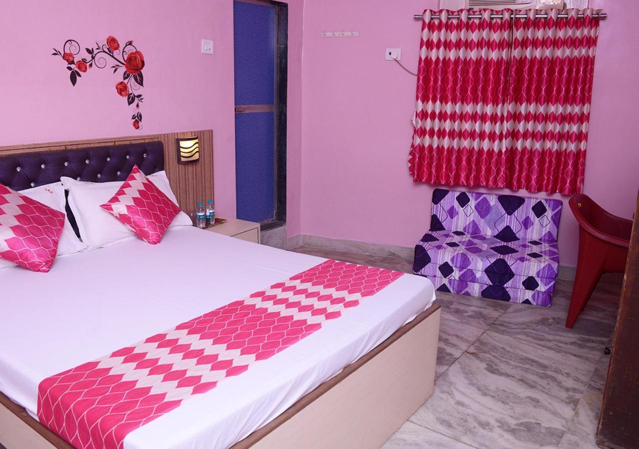 Srk Hotel Мумбаи Экстерьер фото