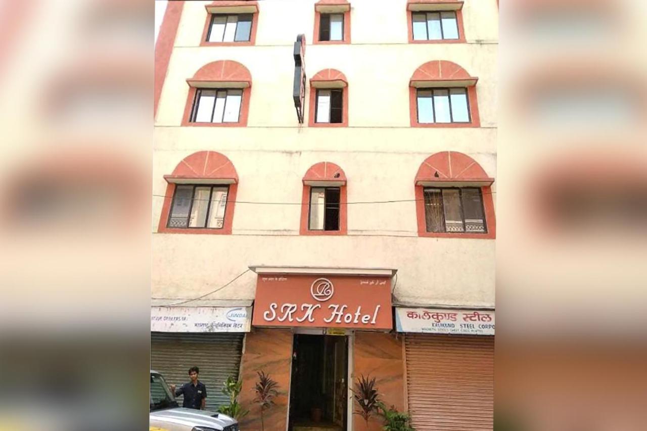 Srk Hotel Мумбаи Экстерьер фото